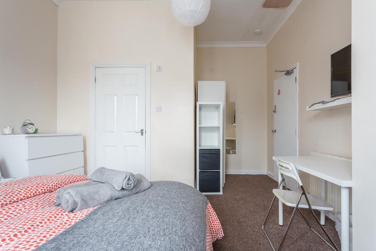 Shirley House 1, Guest House, Self Catering, Self Check In With Smart Locks, Use Of Fully Equipped Kitchen, Walking Distance To Southampton Central, Excellent Transport Links, Ideal For Longer Stays Zewnętrze zdjęcie