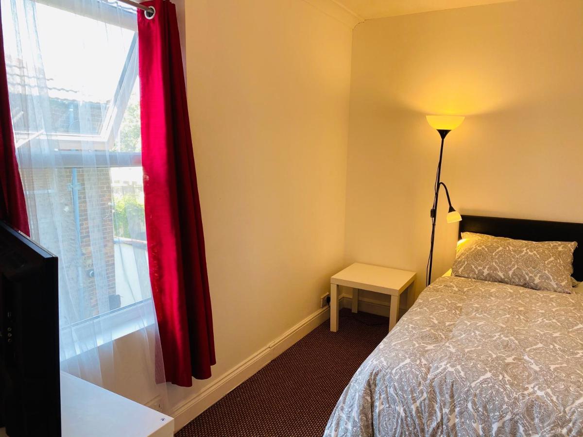 Shirley House 1, Guest House, Self Catering, Self Check In With Smart Locks, Use Of Fully Equipped Kitchen, Walking Distance To Southampton Central, Excellent Transport Links, Ideal For Longer Stays Zewnętrze zdjęcie