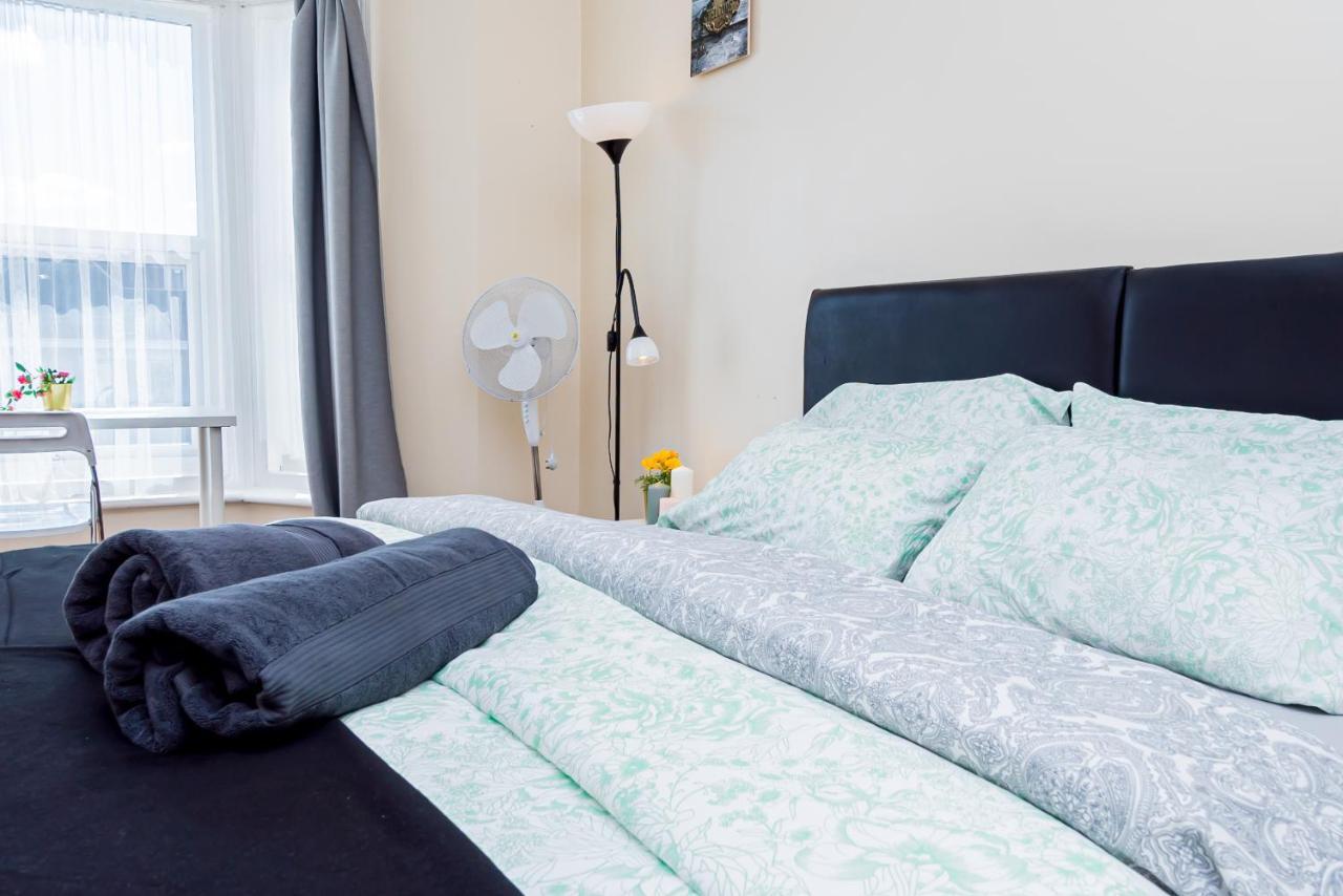 Shirley House 1, Guest House, Self Catering, Self Check In With Smart Locks, Use Of Fully Equipped Kitchen, Walking Distance To Southampton Central, Excellent Transport Links, Ideal For Longer Stays Zewnętrze zdjęcie