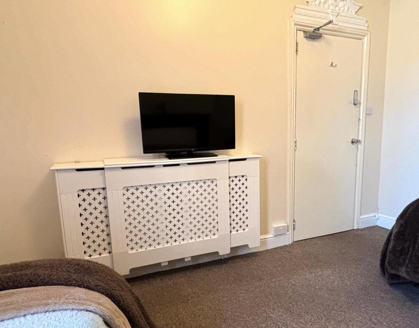 Shirley House 1, Guest House, Self Catering, Self Check In With Smart Locks, Use Of Fully Equipped Kitchen, Walking Distance To Southampton Central, Excellent Transport Links, Ideal For Longer Stays Zewnętrze zdjęcie
